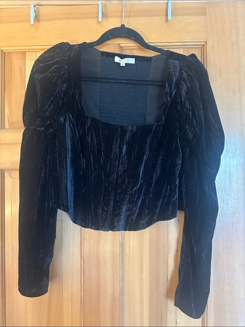 Black WAYF Avalon puff sleeve velvet bustier top - Picture 2 of 4